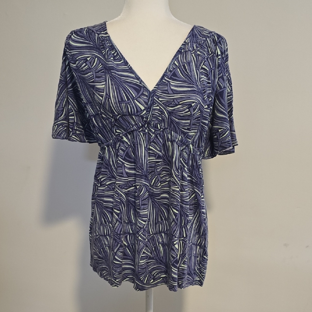 Elle Blue and Green Leaf Print Top